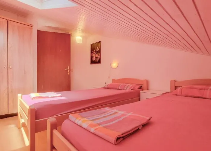 Davor Apartment *